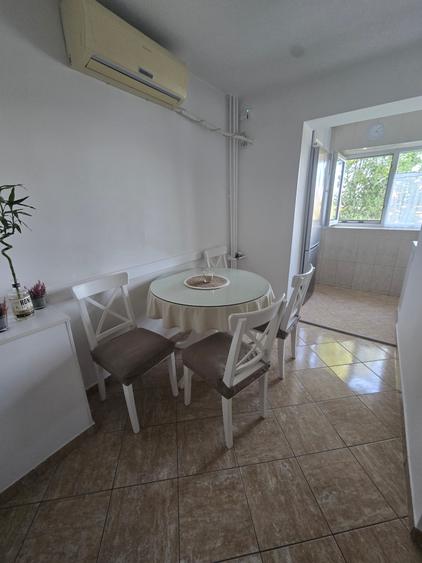 Garsonieră, decomandată, 42 mpu,  renovată recent – Știrbei Vodă – Eroilor - 10