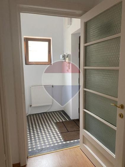 Casă individuală cu 4 camere cu Teren 120 Mp în Ferdinand