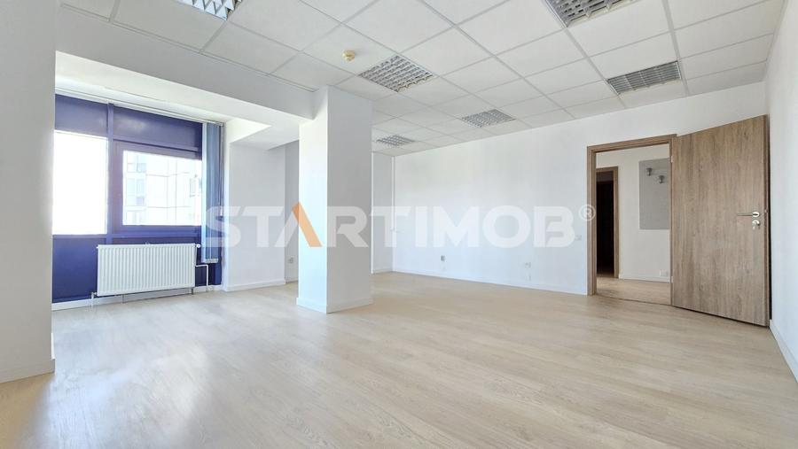 Birou, de 74.910003662109 mp, în Centrul Civic