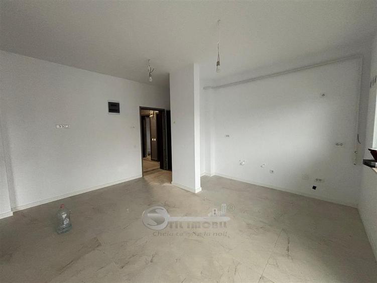 Apartament cu 2 camere decomandat în Bucium
