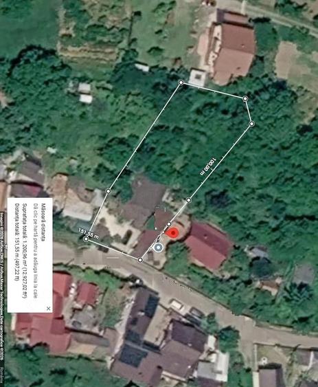 Casă cu 3 camere cu Teren 1200 Mp în Central