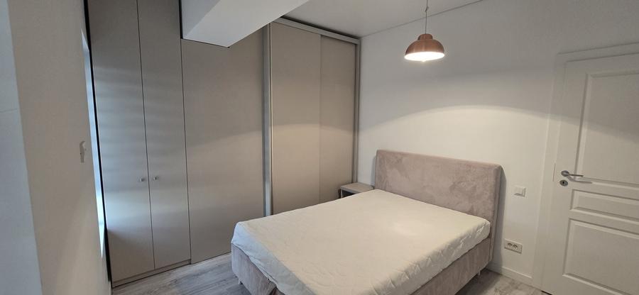Apartament cu 3 camere decomandat în Frumoasa