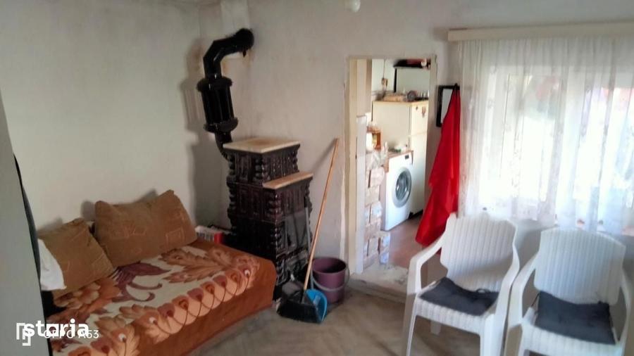 Casă cu 3 camere cu Teren 196 Mp în Coiciu