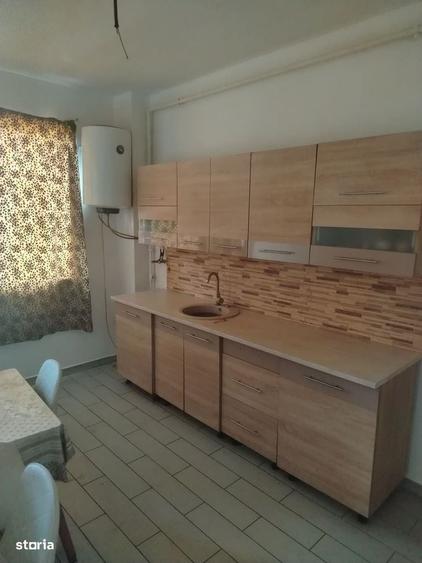Apartament cu 3 camere în Moșnița Nouă