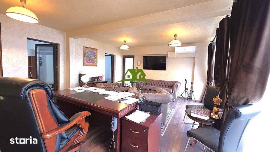 Apartament cu 4 camere în Central