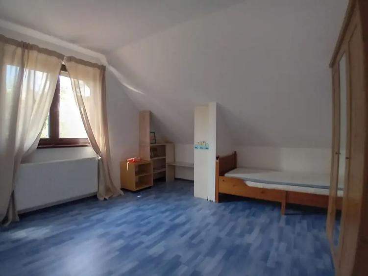 Casă individuală cu 5 camere cu Canalizare în Mogoșoaia
