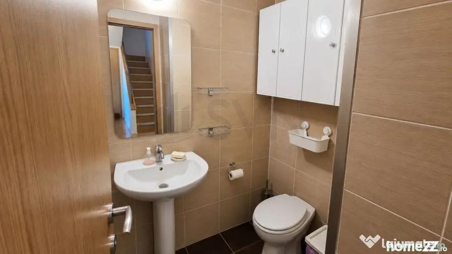 Apartament cu 3 camere semidecomandat, mobilat în Lacul Tei
