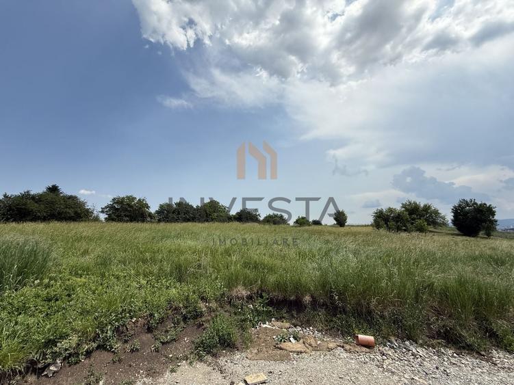 Teren Construcții intravilan de 472 mp, în Dâmbul Rotund