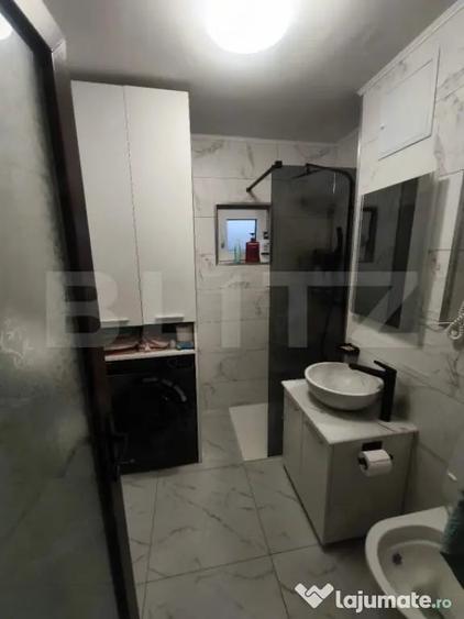 Apartament cu 3 camere semidecomandat în IAR