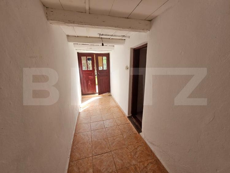 Casă individuală cu 5 camere cu Teren 2000 Mp în Ghioncani