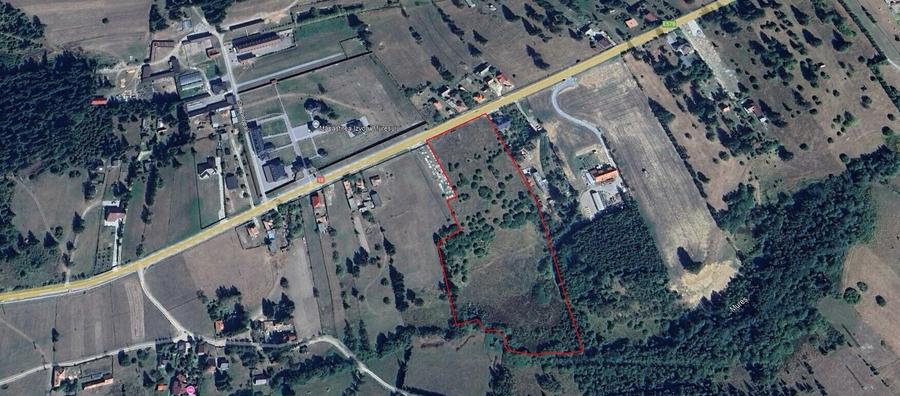 Teren agricol intravilan de 24207 mp, în Voșlăbeni