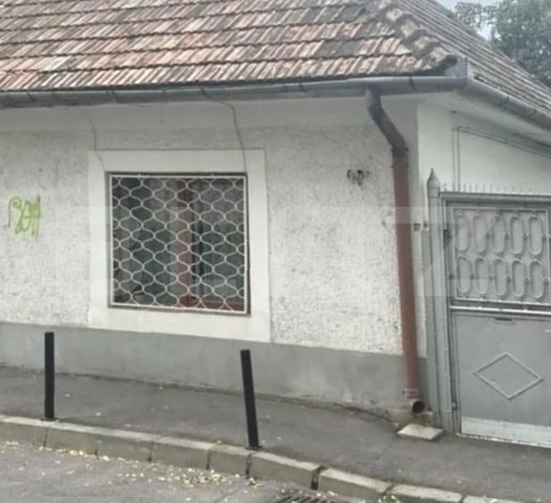 Casă individuală cu 2 camere cu Canalizare în Astra