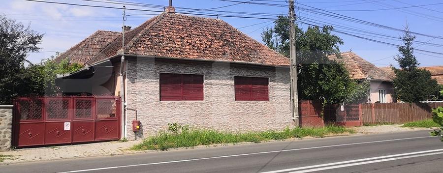 Casă individuală cu 4 camere cu Canalizare în Reghin