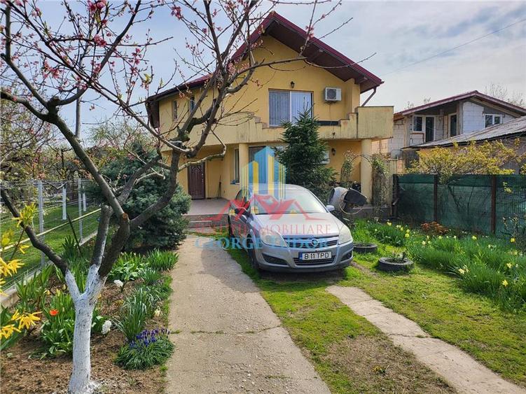 Casă individuală cu 5 camere cu Teren 1387 Mp în Suseni