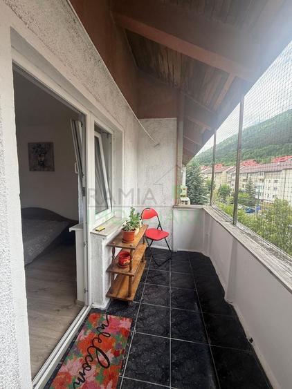 Apartament cu 2 camere decomandat, mobilat în Răcădău