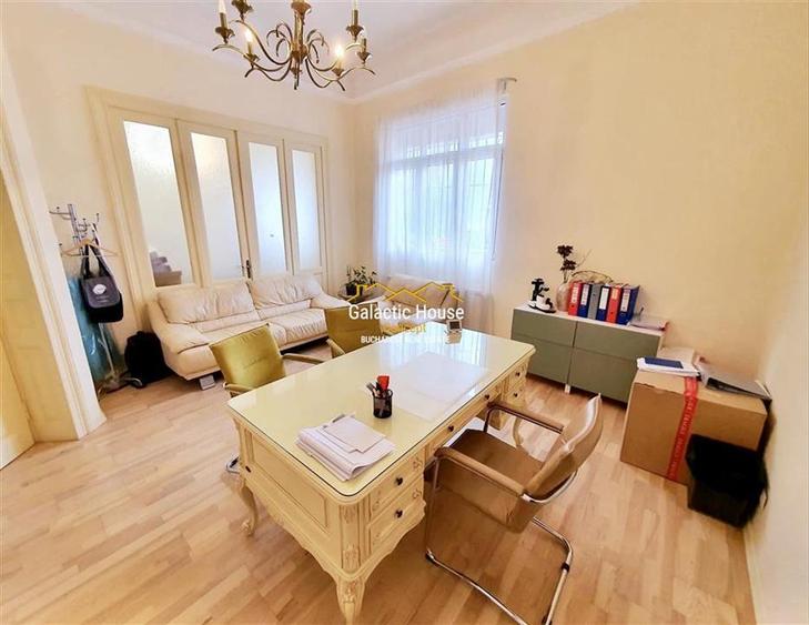 Casă cu 5 camere cu Teren 177 Mp în Dacia