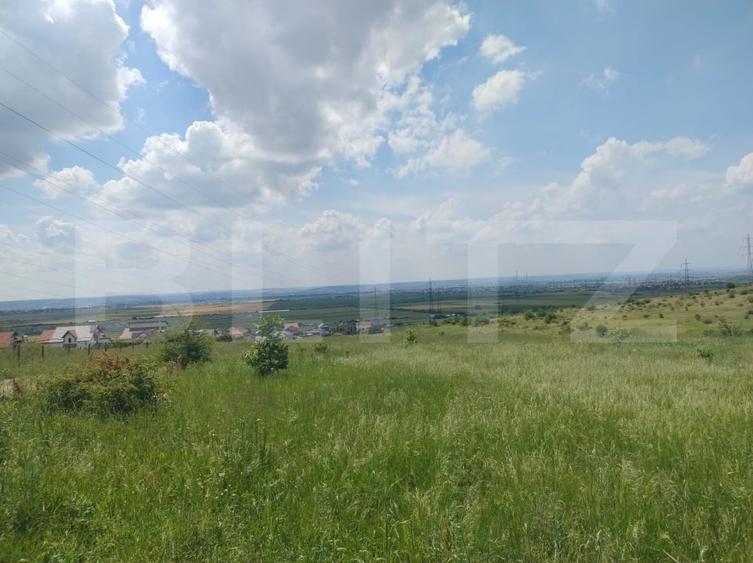 Teren Construcții intravilan de 400 mp, în Nord