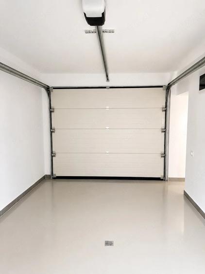 Casă cu 5 camere cu Teren 236 Mp în Central