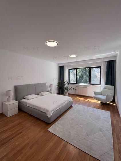 Apartament cu 4 camere decomandat, mobilat în Kiseleff