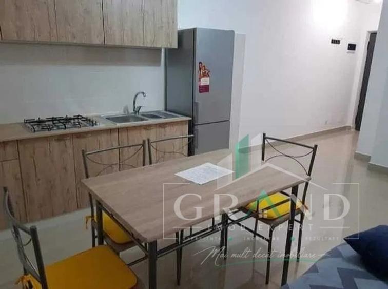 Apartament cu 3 camere semidecomandat, mobilat în Mănăștur