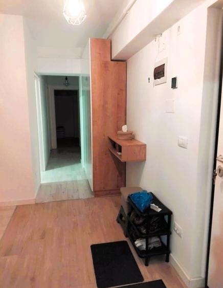 Apartament cu 3 camere decomandat în Tătărași