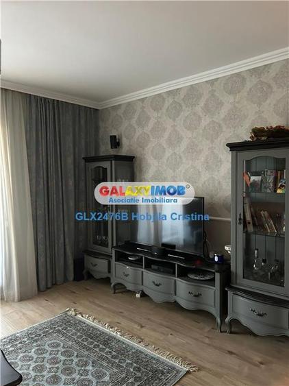 Apartament cu 4 camere decomandat, mobilat în Băneasa