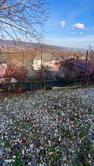 Casă cu 2 camere cu Teren 468 Mp în Central
