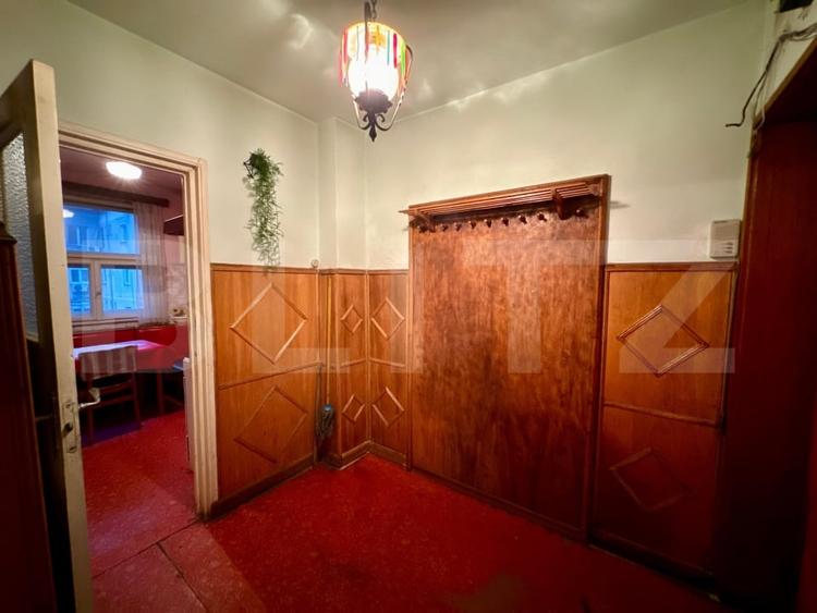 Apartament cu 3 camere decomandat, mobilat în Rogerius