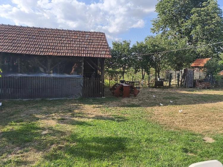 Casă cu 3 camere cu Teren 1000 Mp în Uileacu de Munte