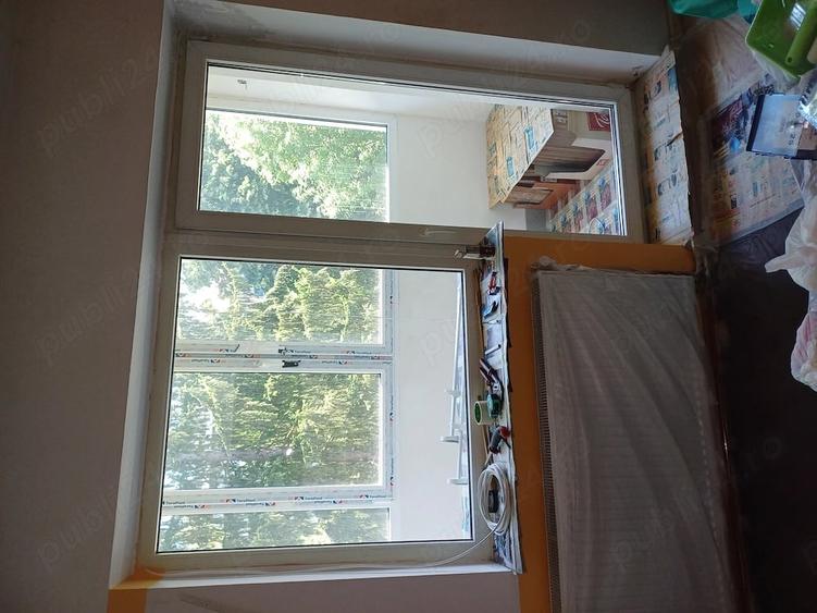 Apartament cu 2 camere decomandat în Baru
