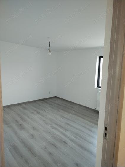 Casă cu 5 camere în Central