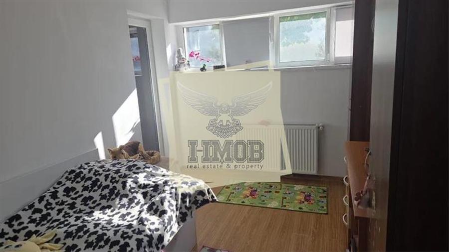 Apartament cu 3 camere decomandat, mobilat în Hipodrom 4