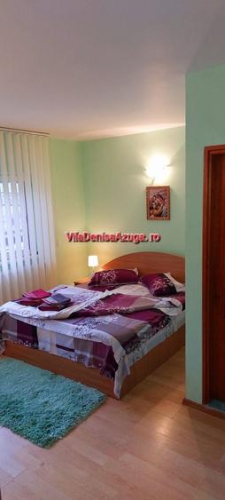 Casă cu 4 camere cu Teren 100 Mp în Central