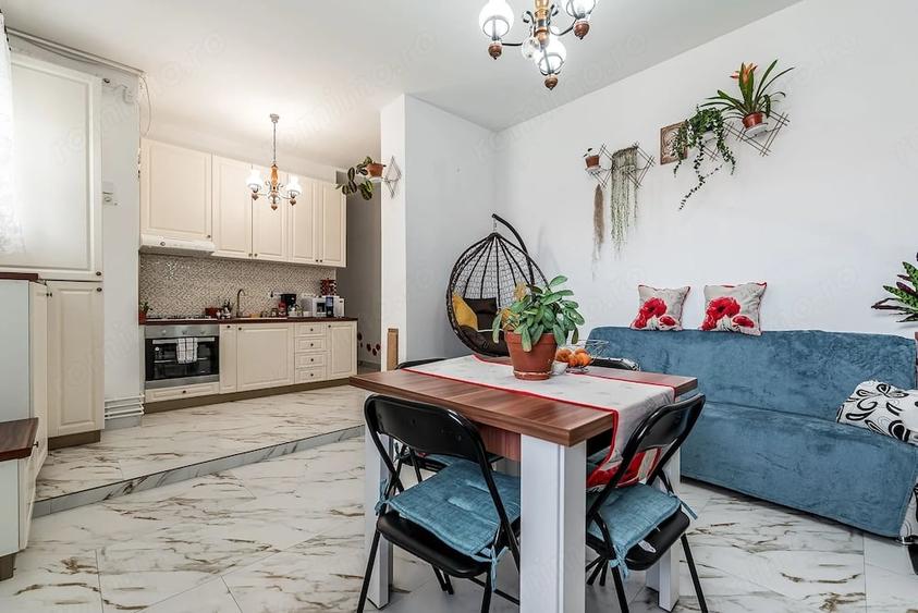 Centrul ora?ului, spa?iu generos 2 camere, str O. Goga. - 7