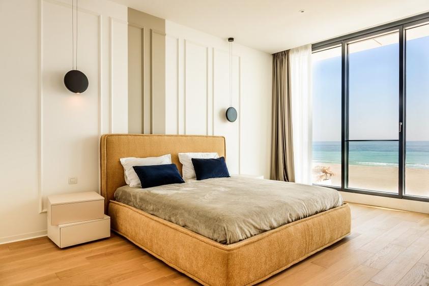Apartament cu 4 camere decomandat, mobilat în Mamaia