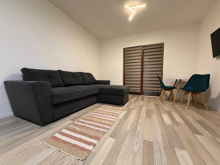 Apartament cu 2 camere decomandat în Valea Lupului