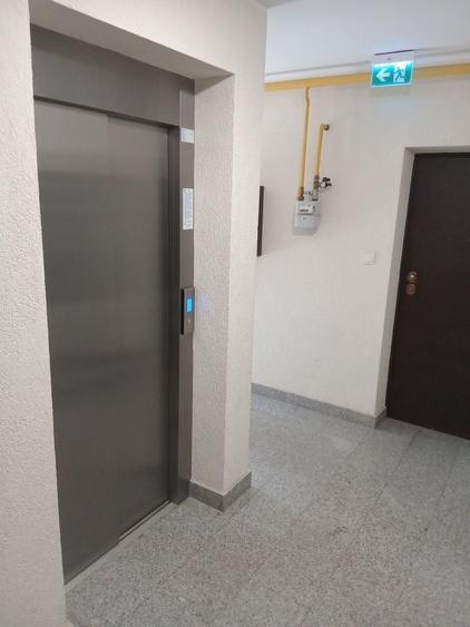 Apartament cu 2 camere decomandat în Exterior Vest