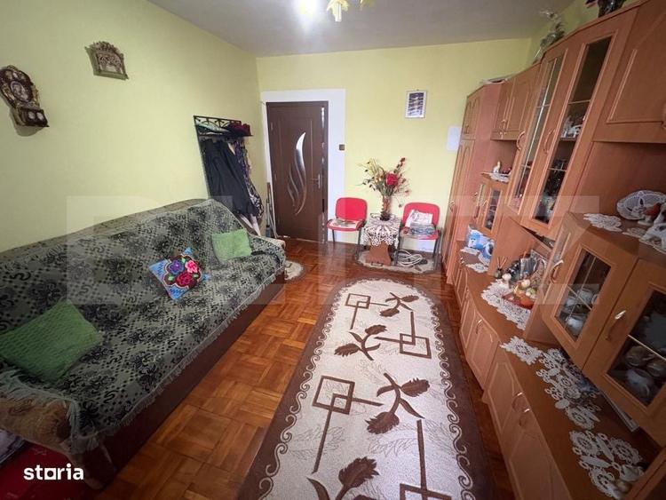 Apartament cu 3 camere decomandat în Deve