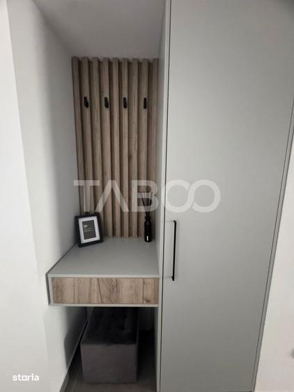 Apartament cu 4 camere, mobilat în Central