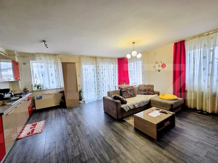 Apartament cu 2 camere semidecomandat, mobilat în Florești