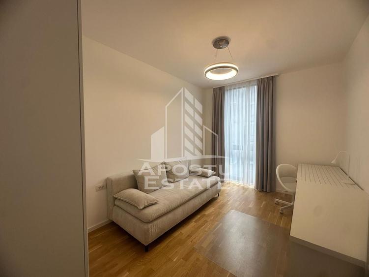Apartament cu 4 camere decomandat, mobilat în Take Ionescu