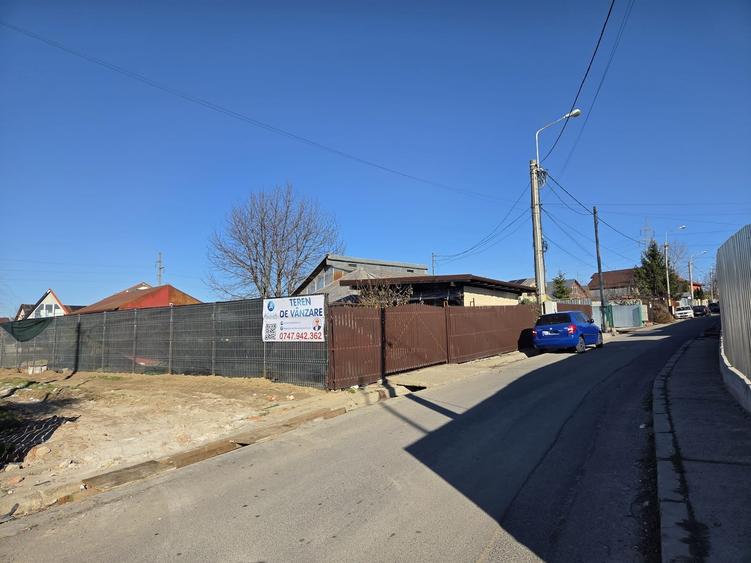 Teren Construcții intravilan de 1186 mp, în Vest
