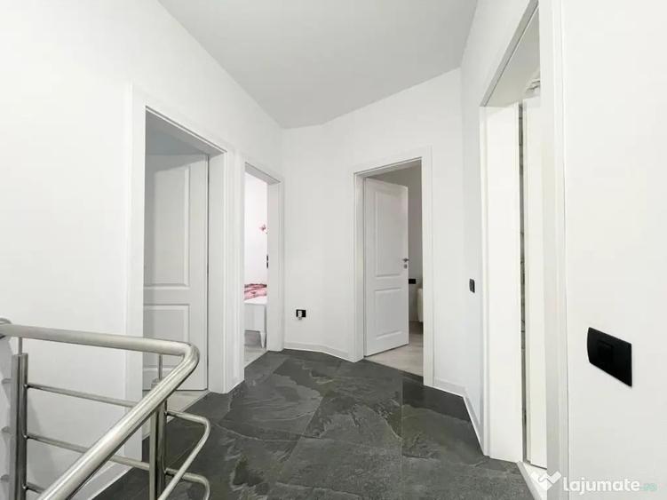 Casă cu 4 camere cu Teren 273 Mp în Urseni