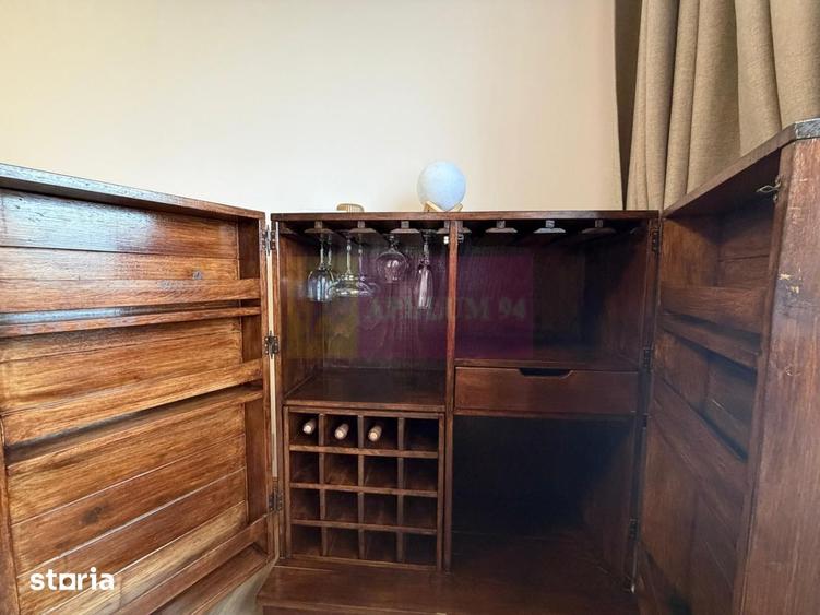 Apartament cu 3 camere decomandat, mobilat în Berceni