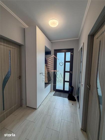 Casă cu 5 camere cu Teren 300 Mp în Sântandrei
