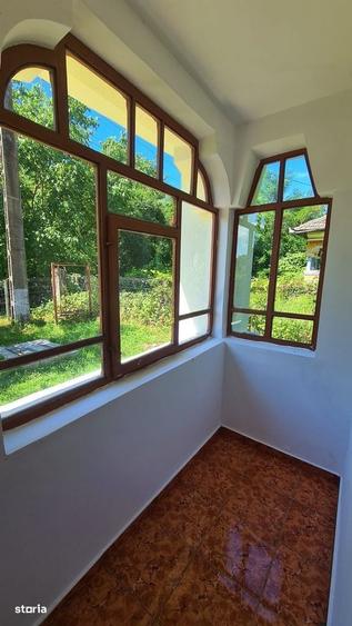 Casă cu 3 camere în Ciofrângeni