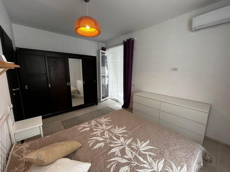 Apartament cu 2 camere decomandat în Exterior Vest