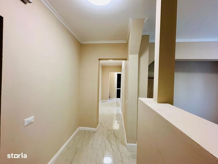 Apartament cu 3 camere în Apărătorii Patriei
