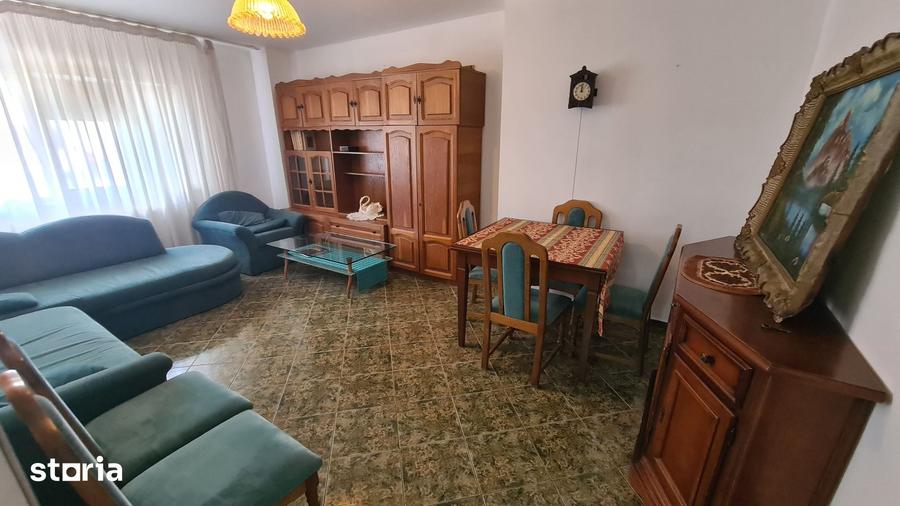 Apartament cu 4 camere în Central