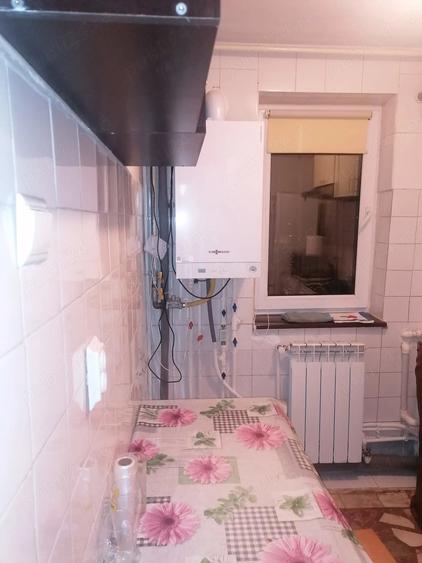 Apartament cu 3 camere semidecomandat în Tomis Nord